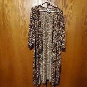 Lularoe L Shirley